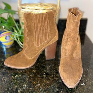 Dolce Vita Suede Ankle Boots Size 8